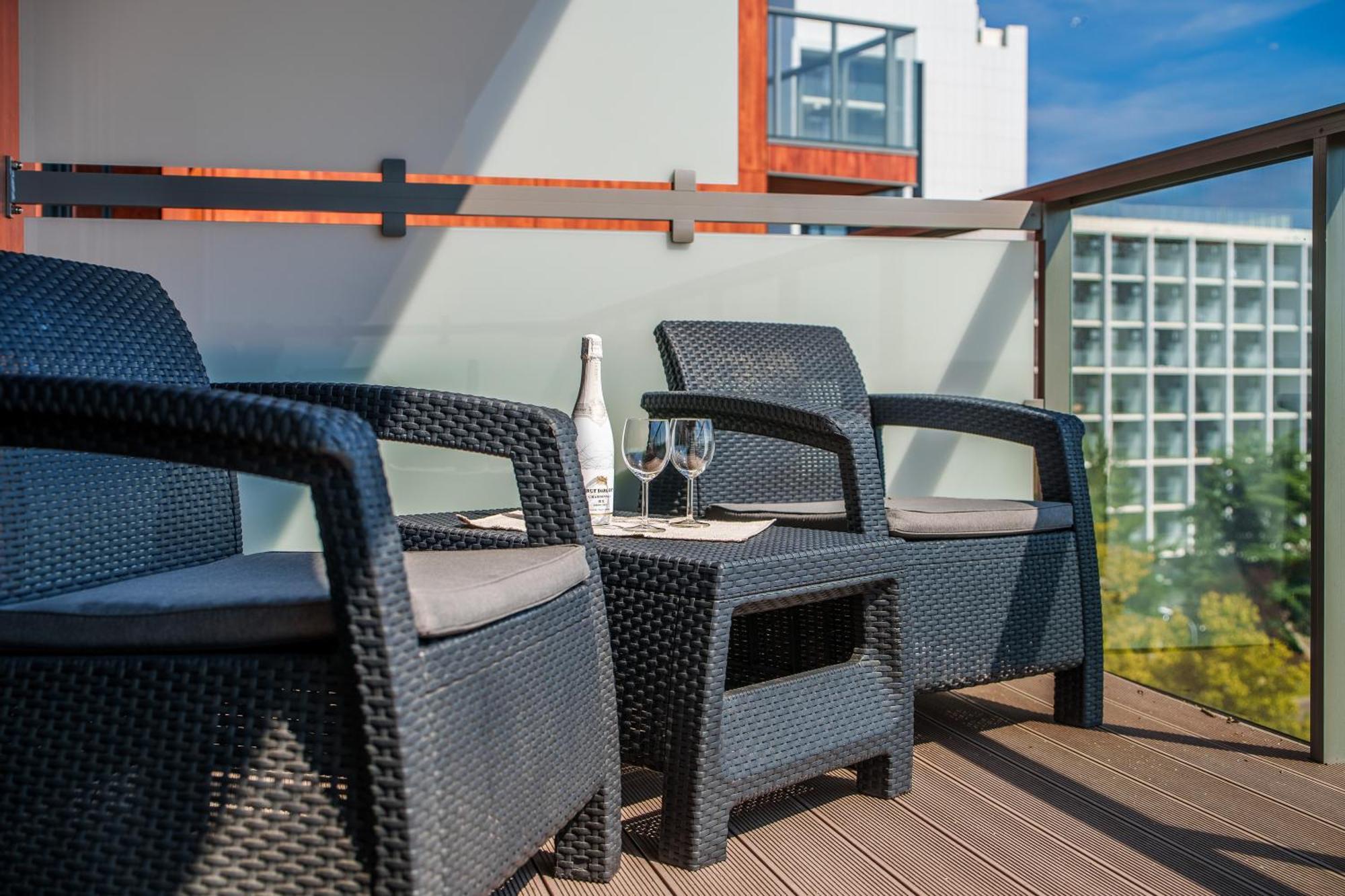 Apartament Delux Kasprowicza 20C Prywatny Parking Basen Sauna Oraz Silownia W Cenie كولوبرزيغ المظهر الخارجي الصورة